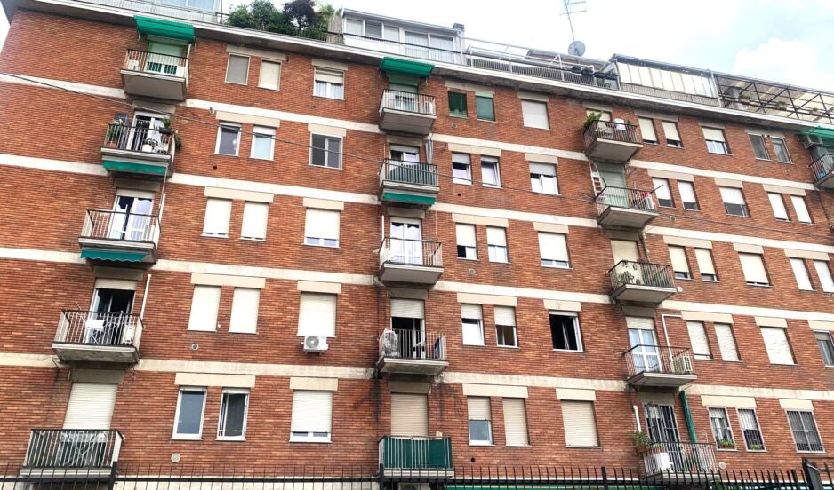 Milano Via Paolo Paruta, 74 – Monolocale e servizi in AFFITTO
