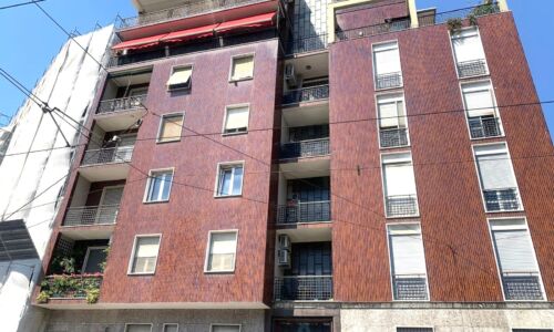 Milano Via Viotti 9 – MONOLOCALE E SERVIZI in VENDITA